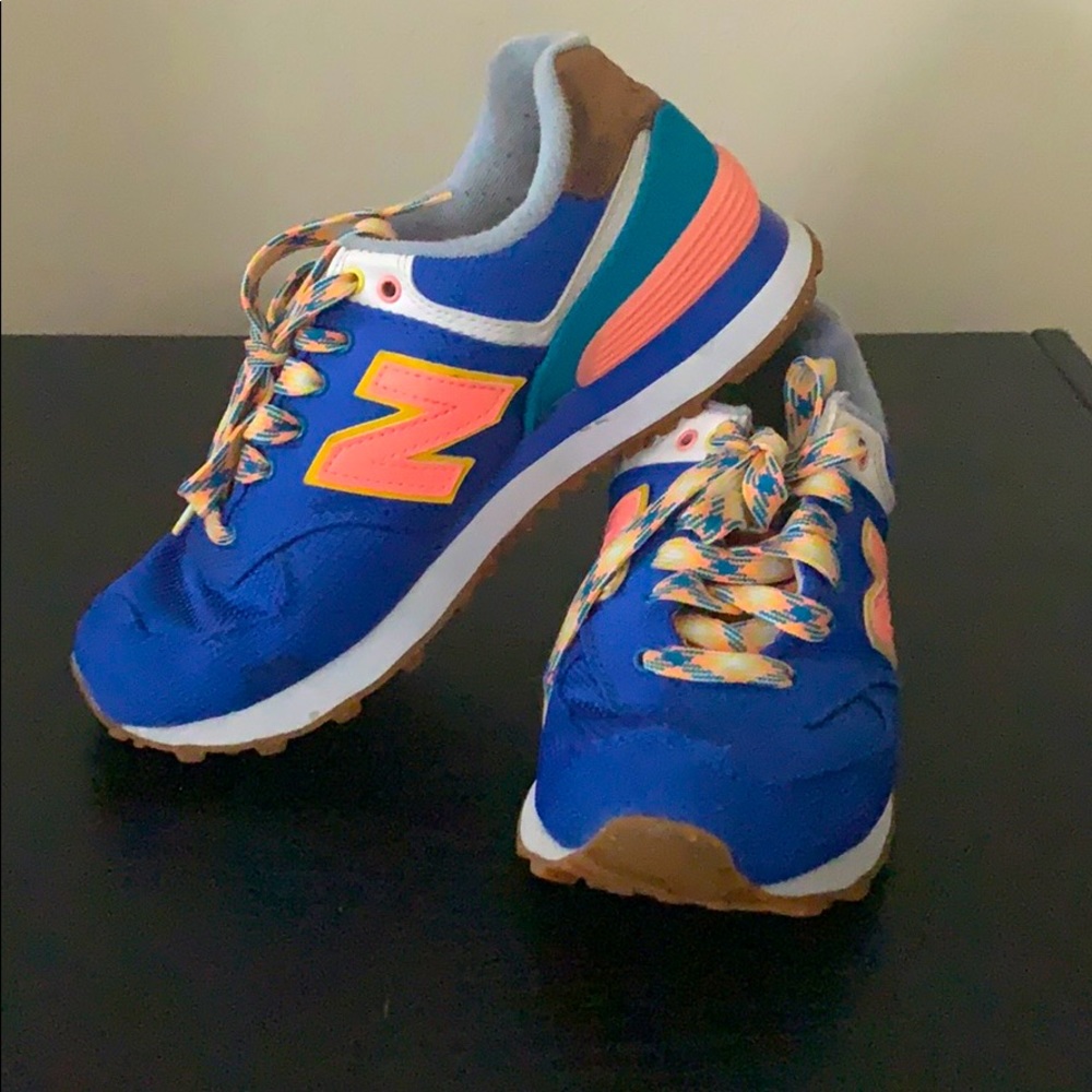 New Balance blue sneakers 5.5